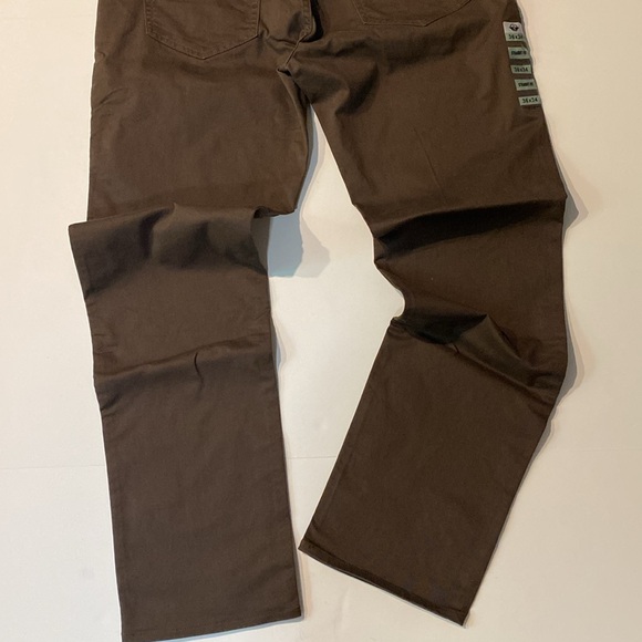 Dockers SZ 36 x 34 Straight Fit Brown Jean Cut Casual Khaki Pants New D31 - Picture 7 of 13